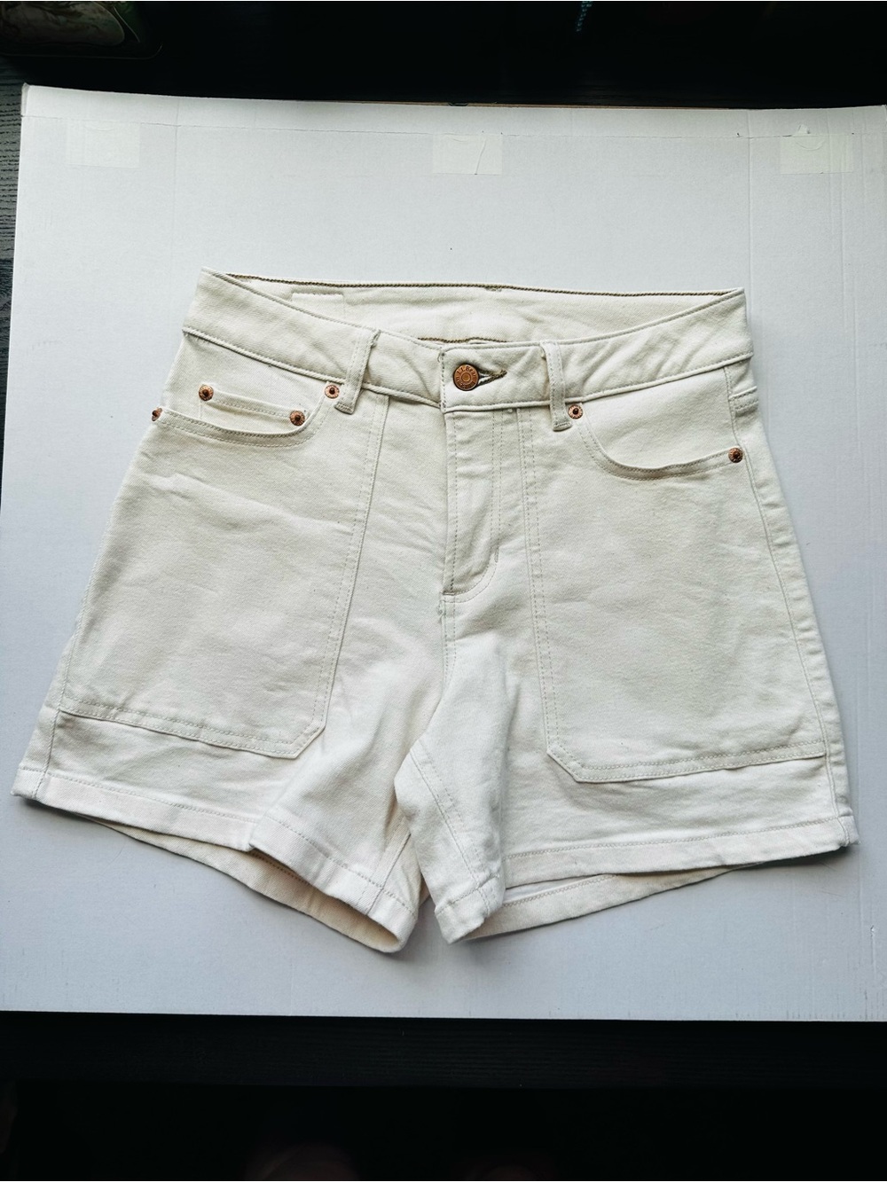 L.L.Bean Cream High Waist Utility Shorts Cotton Outdoor Size 8